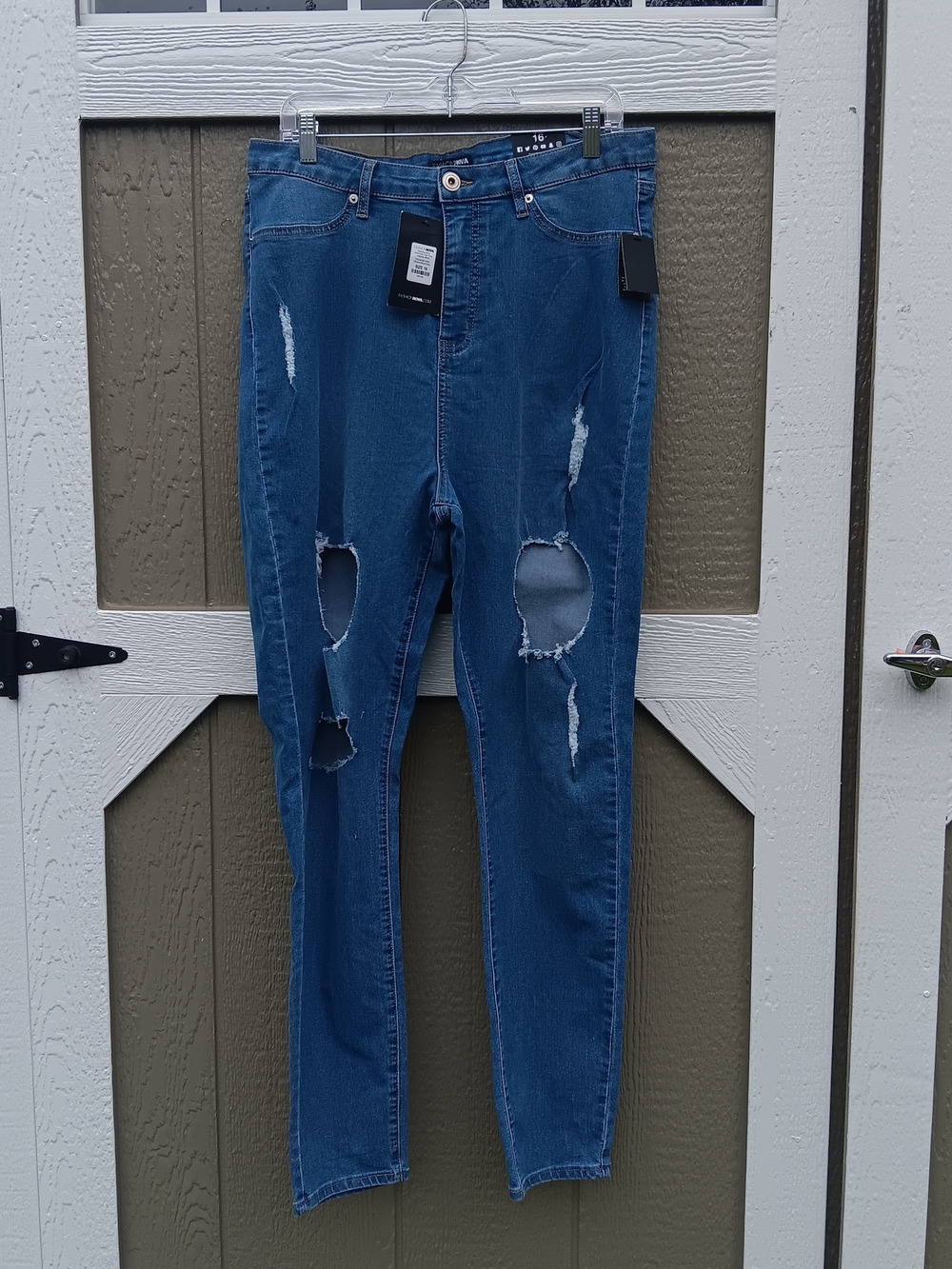 Fashion Nova NWT Distressed Blue High-Rise Denim Jegging Jeans Size 16